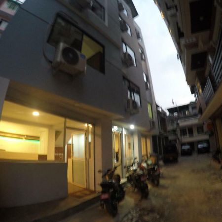 Bodhi Tree Hostel Катманду Екстер'єр фото
