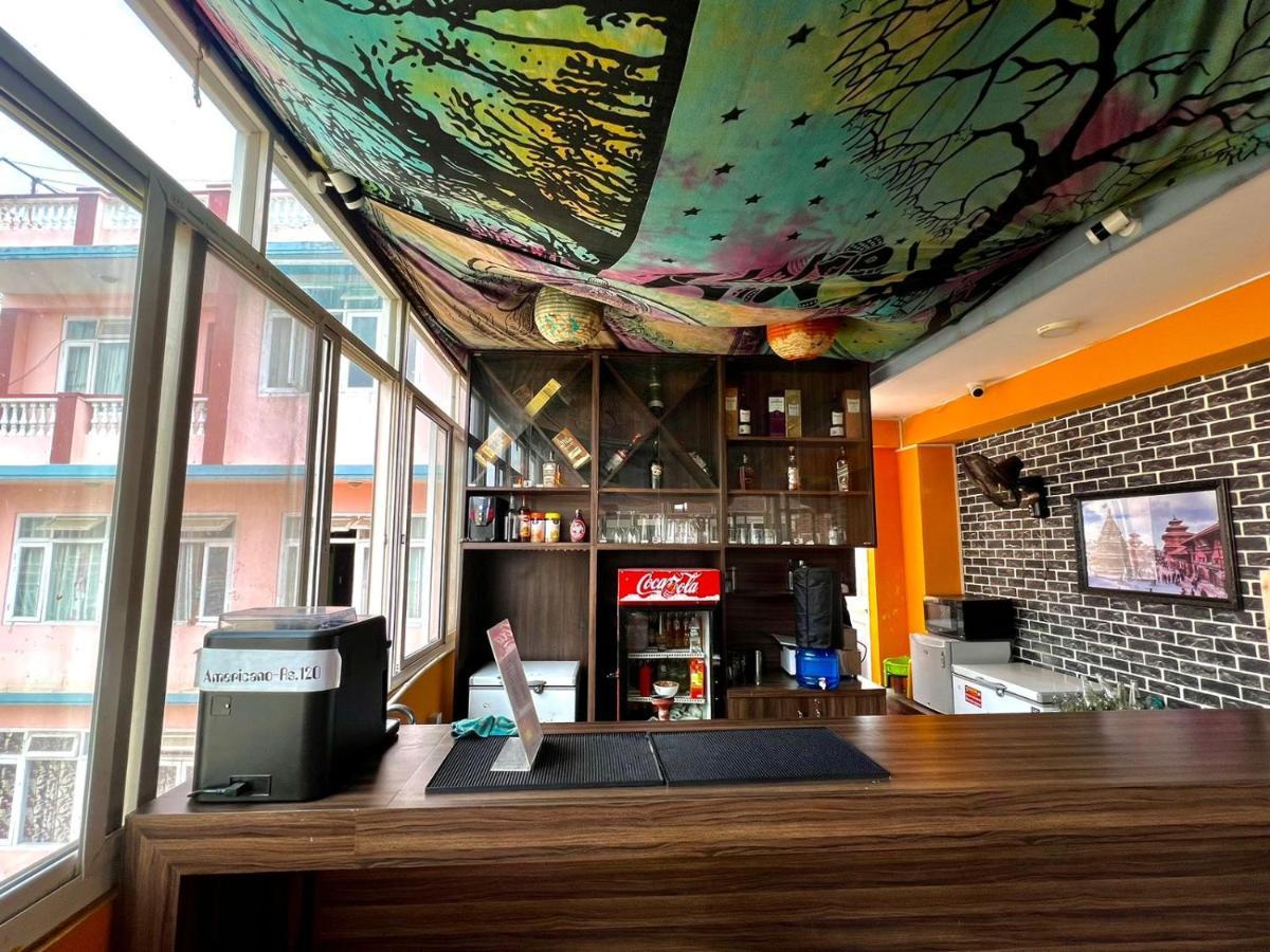 Bodhi Tree Hostel Катманду Екстер'єр фото